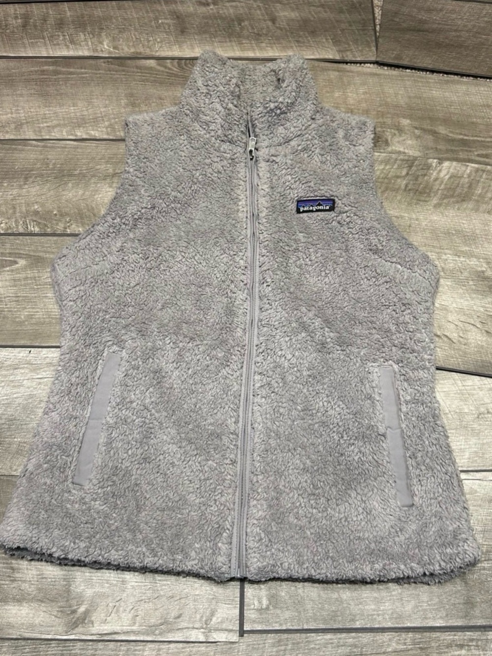 Patagonia Women's Los Gatos Fleece Gray Sherpa Fuzzy Zip Up Vest Size Medium